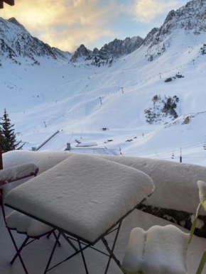 Studio 4 pers plein pied résidence Bero Bisto, face aux pistes